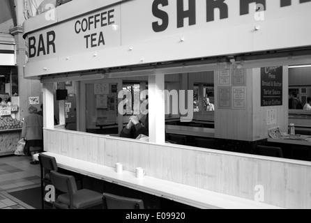 Sarah, de groupement marché Grainger, Newcastle-upon-Tyne, Tyne et Wear Banque D'Images