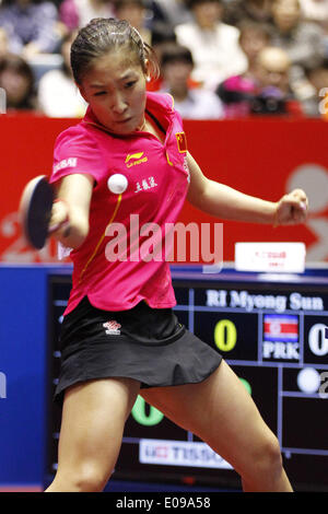 3 mai 2014 - Tennis de Table : 2014 World Team Tennis de Table match quart de femmes entre la Chine 3-0 la RPD de Corée au 1er Gymnase de Yoyogi, Tokyo, Japon. © AFLO SPORT/Alamy Live News Banque D'Images