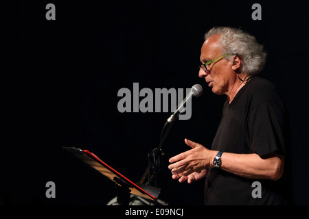 L'écrivain italien Stefano Benni lecture à la Foire du livre de Turin Banque D'Images