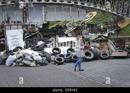 Avril 2014 à Maidan Nezalezhnosti (Майдан Незалежності : Ukrainien [maɪ̯dˈan ɛʒnosci nezal'],, Kiev, Ukraine. Banque D'Images