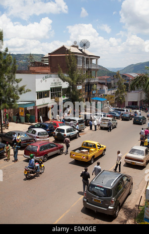 Vue sur rue dans le centre-ville de Kigali, Rwanda Banque D'Images