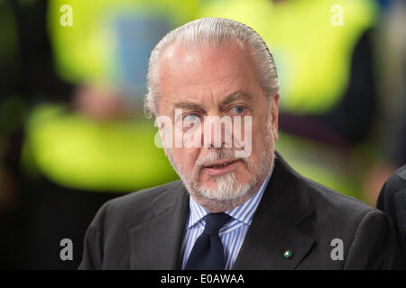 Rome, Italie. 3 mai, 2014. Aurelio De Laurentiis (Napoli) Football/soccer : Napoli président Aurelio De Laurentiis célèbre après avoir remporté la Coppa Italia (TIM Cup) match final entre la ACF Fiorentina 1-3 SSC Napoli au Stadio Olimpico à Rome, Italie . © Maurizio Borsari/AFLO/Alamy Live News Banque D'Images