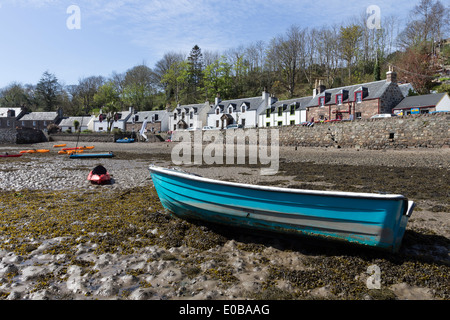 Le village de Plockton à marée basse côte ouest de l'Ecosse Banque D'Images