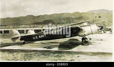 Le Lockheed Model 10 Electra XR2O-1, avec le numéro de bureau (BuNo) 0267, était un avion de reconnaissance et de transport de l'US Navy utilisé à la fin des années 1930 Il était remarquable pour sa conception robuste et son rôle dans les opérations de l'aviation navale. Banque D'Images