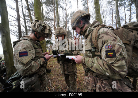 La famille de radios tactiques BOWMAN fournit l'armée britannique avec HF, VHF et UHF communications voix et données à partir de la formation Banque D'Images