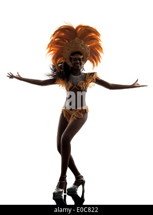 Une femme africaine samba dancer dancing silhouette sur fond blanc Banque D'Images