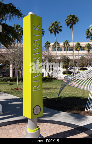 Riverwalk Sign Post, Tampa, FL, USA Banque D'Images