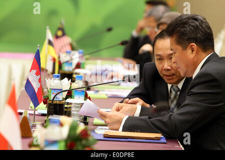 Nay Pyi Taw, le Myanmar. 10 mai, 2014. Les délégués ont parlé au cours de la 11e réunion du Conseil de la Communauté économique de l'ANASE à Nay Pyi Taw, le Myanmar, le 10 mai 2014. © Li Peng/Xinhua/Alamy Live News Banque D'Images