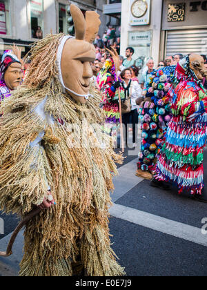 10 mai 2014, Lisbonne, de Lazarim Caretos parade au centre-ville de Lisbonne au cours de la Fête des masques ibérique Banque D'Images