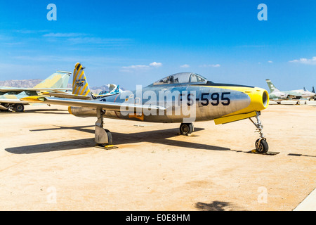 Une République F-84C Thunderjet au Champ de Mars Le Musée de l'air à Riverside en Californie Banque D'Images