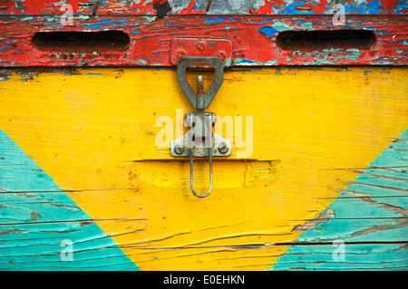 Close-up d'une ruche en bois (péninsule de Pelion, Thessalie, Grèce) Banque D'Images