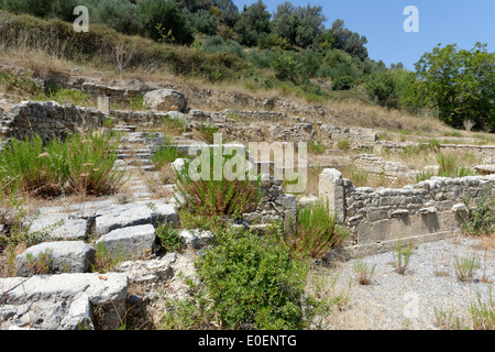 Ruines du bâtiment au site archéologique Katsivelos Eleutherna Antique Crète Grèce Ce site situé sur la pente de l'Est Banque D'Images