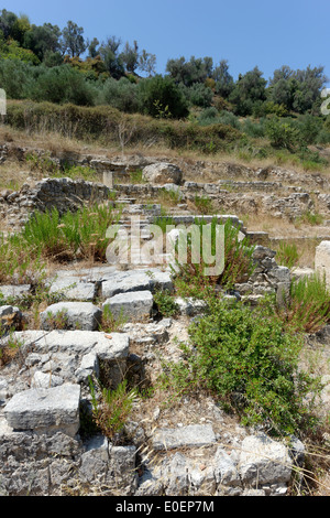 Ruines du bâtiment au site archéologique Katsivelos Eleutherna Antique Crète Grèce Ce site situé sur la pente de l'Est Banque D'Images