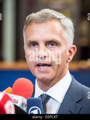 Bruxelles, Bxl, Belgique. 12 mai, 2014. Le Président suisse et président de l'OSCE Didier Burkhalter est titulaire au cours de la conférence de presse du Conseil européen des affaires étrangères à l'Union européenne siège à Bruxelles, Belgique Le 12.05.2014 ministres européens fera les derniers préparatifs pour le lancement d'un nouvel Institut européen de la paix. par Wiktor Dabkowski : Wiktor Dabkowski Crédit/ZUMAPRESS.com/Alamy Live News Banque D'Images