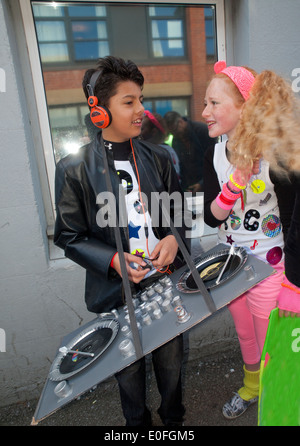 Brighton's 2014 Children's Parade Banque D'Images