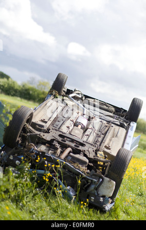 Accident de la route, véhicule voiture laminés Banque D'Images