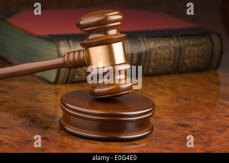 Wooden gavel tribunaux Banque D'Images