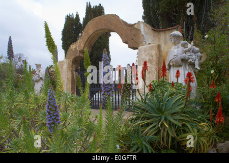 Entrée de la mission San Carlos Borromeo del Rio Carmelo à Carmel-By-The-Sea, California, USA, Amérique Latine Banque D'Images