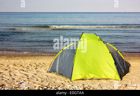 Tente sur la plage Banque D'Images