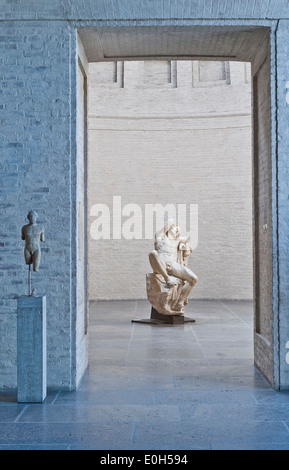 Sculpture, faune Barberini, Glyptothèque, Munich, Haute-Bavière, Bavière, Allemagne Banque D'Images