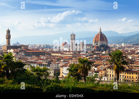 Toits de Florence, vue à partir de la Piazzale Michelangelo, Toscane, Italie, Europe Banque D'Images