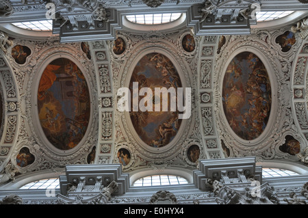 Plafond de la cathédrale St Stephen, Passau, Allemagne. Banque D'Images