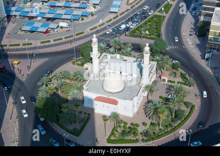 La péninsule arabe, le Koweït, centre-ville mosquée, elevated view Banque D'Images
