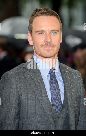 Michael Fassbender arrive pour le Royaume-Uni Première de X-Men Days of Future Past. Banque D'Images