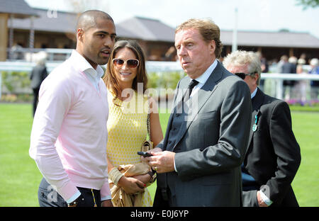 Les propriétaires de chevaux de course TATTERSALLS MUSIDORA GLEN & LAURA ENJEUX HIPPODROME DE YORK YORK ANGLETERRE 14 Mai 2014 Banque D'Images