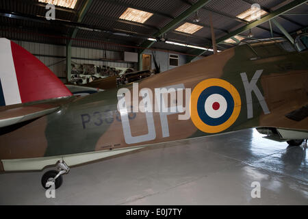 Biggin Hill, Royaume-Uni. 14 mai, 2014. Un ouragan sur spectacle au hangar du patrimoine de Biggin Hill lors de l'aperçu de la 70e commémoration de la D Da Crédit : Keith Larby/Alamy Live News Banque D'Images