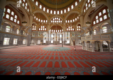 Intérieur de la mosquée La Mosquée turque Nizamiye Johannesburg, Gauteng, Afrique du Sud, l'Afrique Banque D'Images