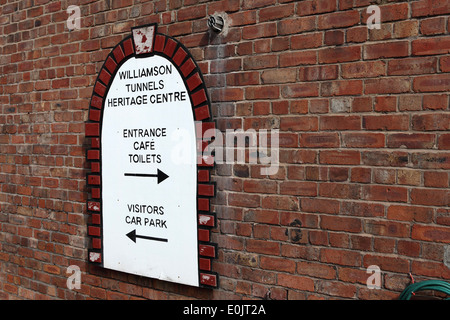 Signe pour le Williamson Tunnels dans Liverpool, Royaume-Uni. Banque D'Images