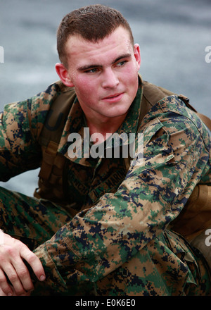 Le Caporal des Marines des États-Unis. Timothy A. Français, de Tilton, N.H., avec la Compagnie A, 2e bataillon amphibie assaut, attaché à Special-Pur Banque D'Images