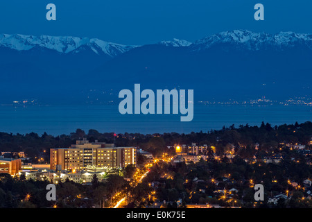 Vue de Victoria et à la tombée de la montagne Gamme Bailey-Victoria, Colombie-Britannique, Canada. Banque D'Images