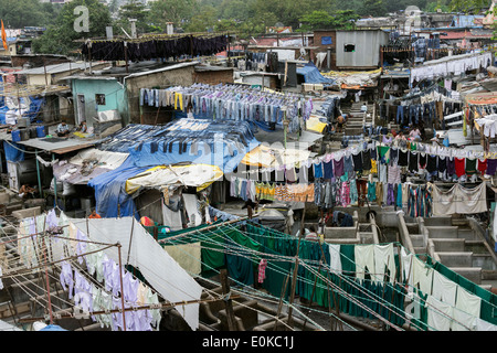 Journée ordinaire au Dhobi Ghat, Mumbai, Inde Banque D'Images