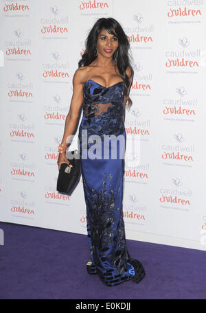 London, UK, UK. 15 mai, 2014. Sinitta arrive pour le 'Papillon' Ball Enfants Caudwell.at Grosvenor House Hotel. Credit : Ferdaus Shamim/ZUMA/ZUMAPRESS.com/Alamy fil Live News Banque D'Images