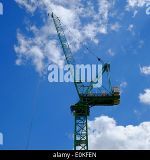 Crane at construction site à Luton Banque D'Images