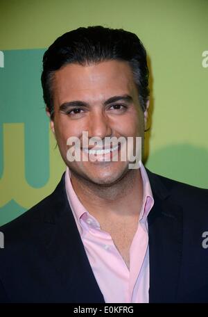 Jaime Camil au niveau des arrivées pour les CW Network Upfront 2014 Présentation, l'hôtel de Londres, New York, NY Le 15 mai 2014. Photo par : Derek Storm/Everett Collection Banque D'Images