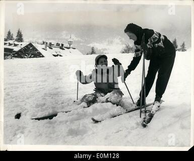 01 janv., 1953 - Commandant de la forme les vacances en Bavière. Des photos exclusives du général Ridgway. : Général Ridgway, commandant suprême Banque D'Images