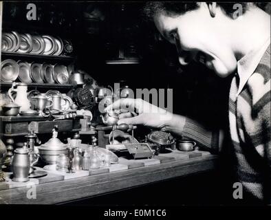 Mar. 03, 1953 - il n'y a pas de place comme à la maison : et surtout pour cette petite cuisine i comme déjà plus de 200 ans avec ses Banque D'Images