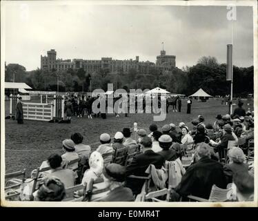 11 mai 1956 - 11-5-56 Royal Windsor Horse Show Ã¢â€" Harness Horse Championships. Photo Keystone montre : vue générale pendant Banque D'Images