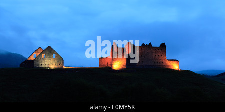 Le reste allumé historique de caserne Ruthven, près de Kingussie, Highlands, Ecosse, Europe Banque D'Images