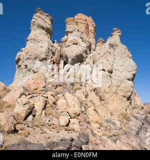 Les cheminées volcaniques de Los Roques de Garcia dans le Parc National du Teide à Tenerife, Espagne. Banque D'Images