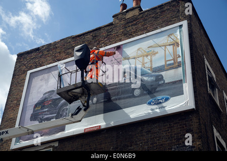 Le projet de loi affiche stick up Nouvelle publicité sur le panneau publicitaire Banque D'Images