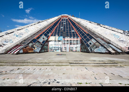 La pyramide de Tirana, Albanie Banque D'Images