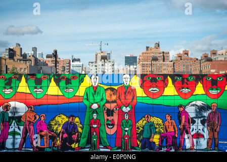 Le parc High Line à fresque avec Chelsea skyline en arrière-plan Banque D'Images