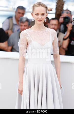 JESS ISABELLE ZERROUK BUREAU LA DISPARITION D'Eleanor Rigby. PHOTOCALL. 67ème FESTIVAL DU FILM DE CANNES CANNES FRANCE 18 Mai 2014 Banque D'Images