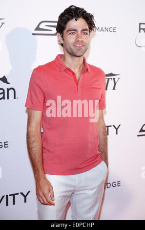 La relativité ADRIEN GRENIER DÉJEUNER À HOTEL DU CAP EDEN ROC. 67ème FESTIVAL DU FILM DE CANNES CANNES FRANCE 18 Mai 2014 Banque D'Images