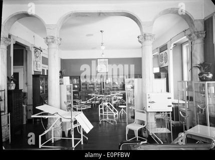 Photographie d'Alves e Companhia, une société de matériel médical basée à Lisbonne. Banque D'Images