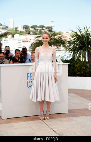 Jess actrice Isabelle Zerrouk Bureau assiste à la photocall de "La disparition d'Eleanor Rigby" au cours de la 67e Festival International du Film de Cannes au Palais des Festivals de Cannes, France, le 18 mai 2014. Photo : Hubert Boesl AUCUN SERVICE DE FIL Banque D'Images